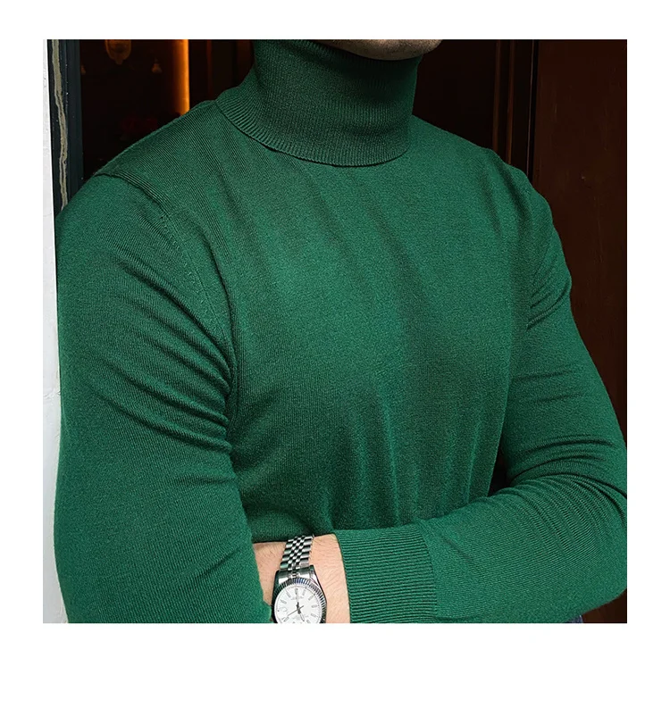 Burgundy wool turtleneck sweater for winter - Image 3