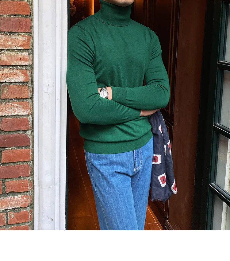 Burgundy wool turtleneck sweater for winter - Image 4